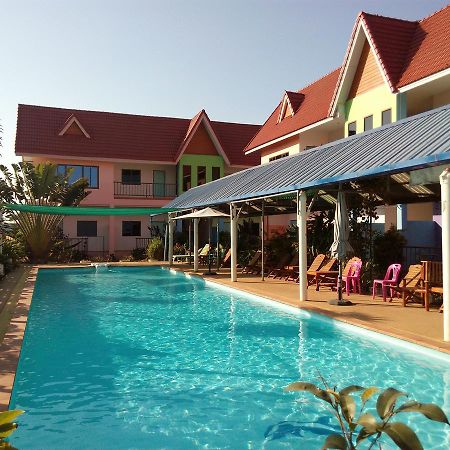 Peace Pool Resort Khun Han Ngoại thất bức ảnh